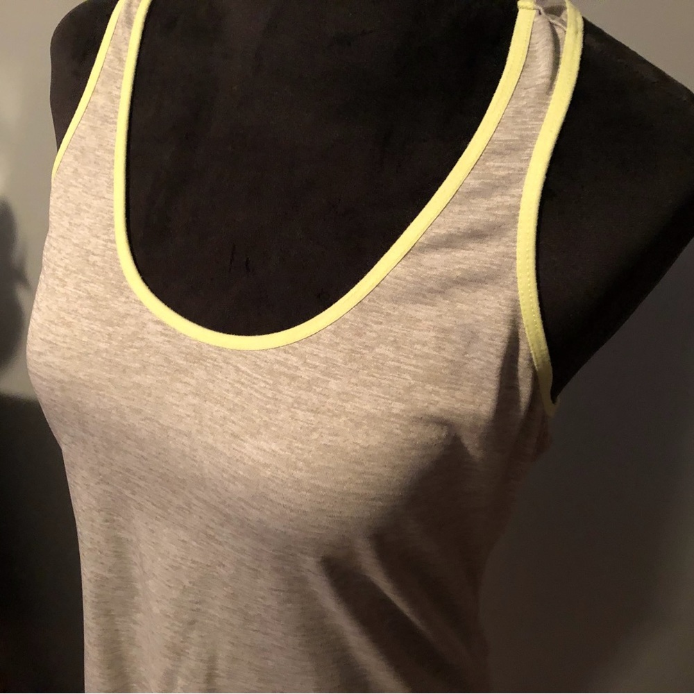 MTA Sport brand Activewear, size medium